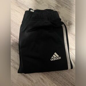 Women’s Adidas pants